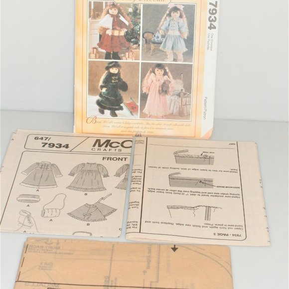 1992 McCall's Crafts DOLL CLOTHS Package #7934 Sewing Pattern Doll Collection - Picture 1 of 4